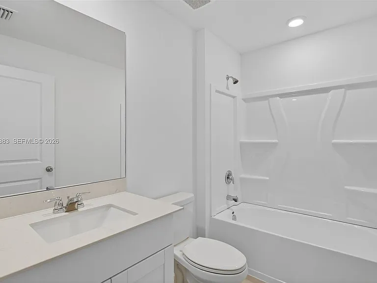 11621 Savanna Lakes Blvd — Photo 16