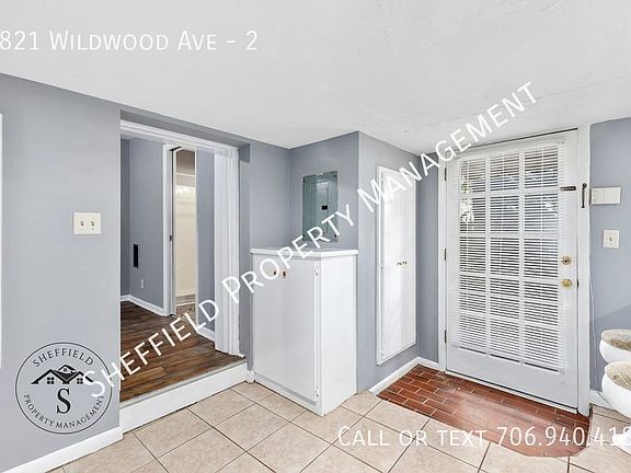 2nd image of 1821 Wildwood Ave #2