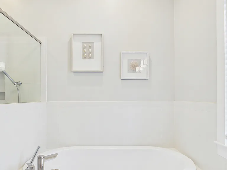 74 Greenway Park Ave — Photo 19