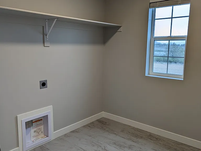 1407 N 3500 W — Photo 13