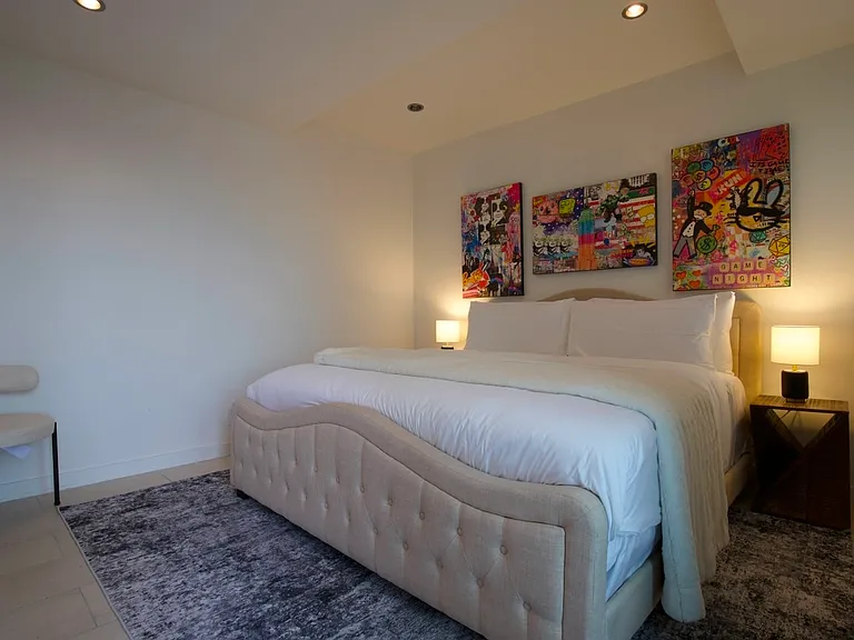2260 Maravilla Dr — Photo 17