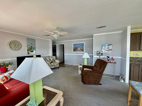 5th image of 918 Reed Canal Rd #408