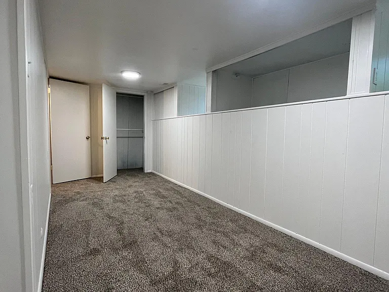 3631 S 2300 E — Photo 21