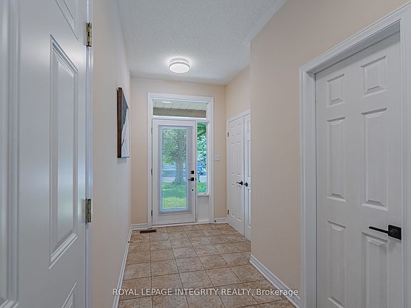 3rd image of 16 Redding Way