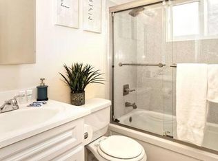 4015 Howe St APT H, Oakland, CA 94611
