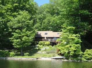 57 Lake Shore Rd W, Stockholm, NJ 07460