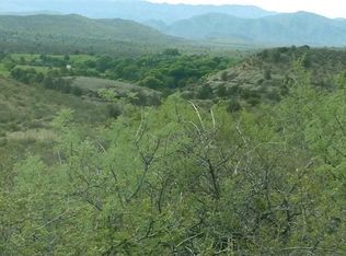 19525 S Wagoner Rd, Peeples Valley, AZ 86332