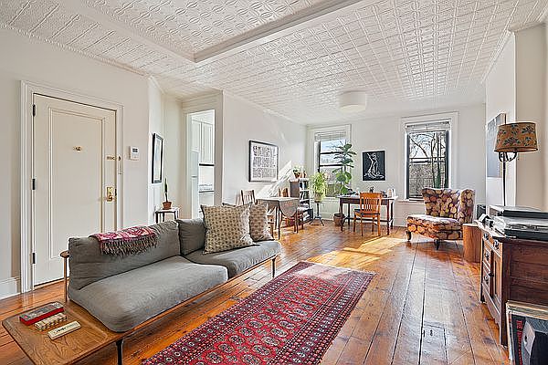 1st image of 190 Sackett St APT 4