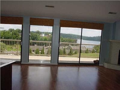 1st image of 4319 Lakeshore Ln #1032