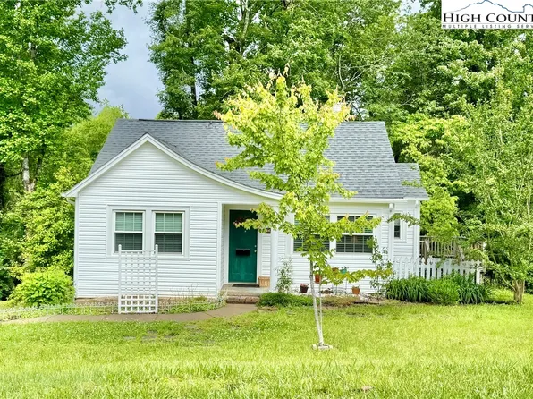 341 Eastover Circle, Lenoir, NC 28645