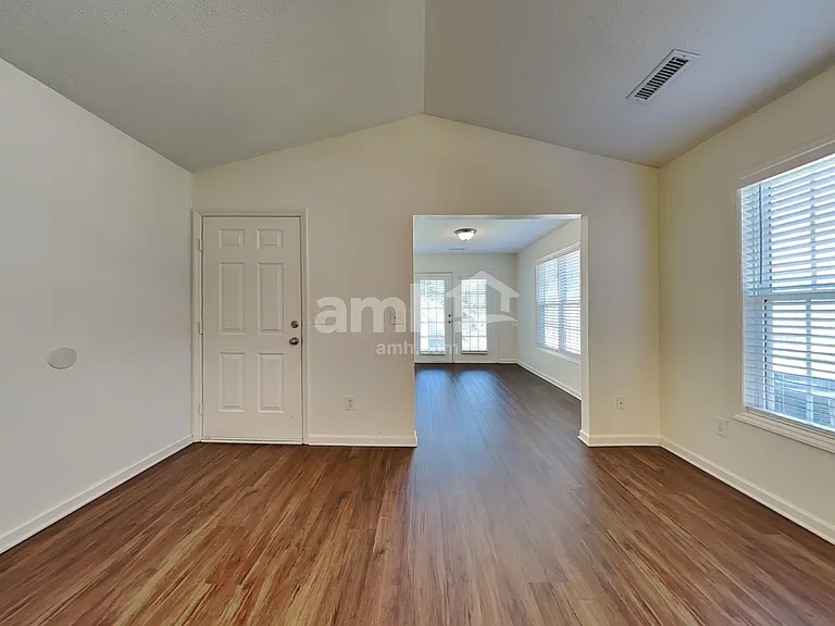 197 Cameron Way Cir — Photo 5