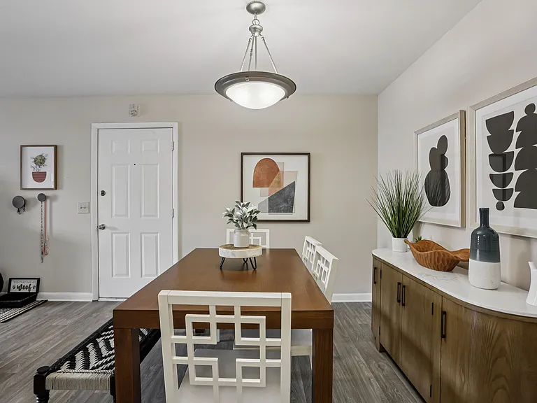 The Brentwood — Photo 3