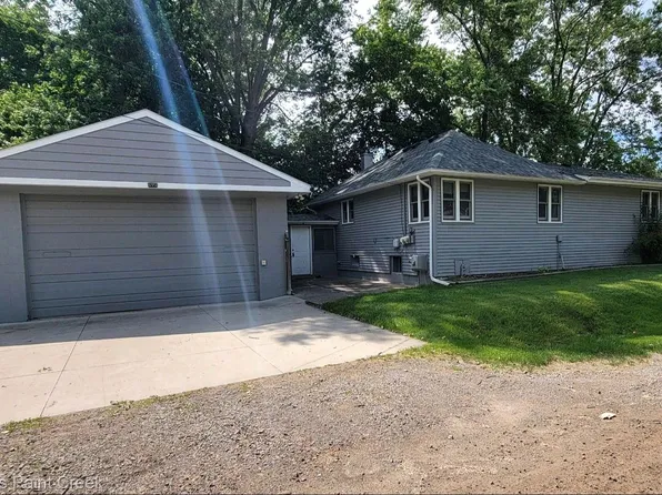 3505 W Auburn Rd, Rochester Hills, MI 48309