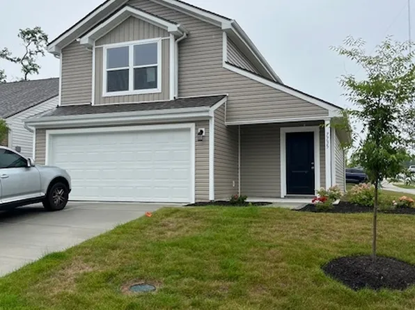 7735 Garnet Ave, Indianapolis, IN 46268