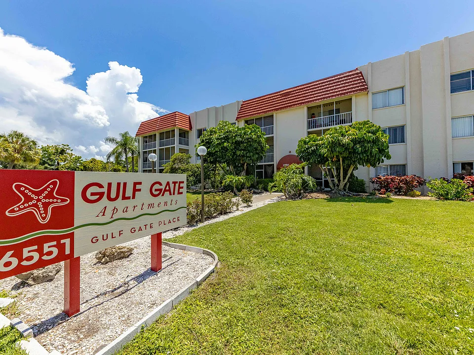 Gulf Gate Apartments