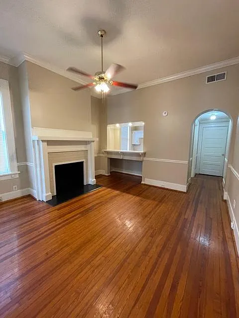 1 bed, 900 sqft, $950 — Photo 1