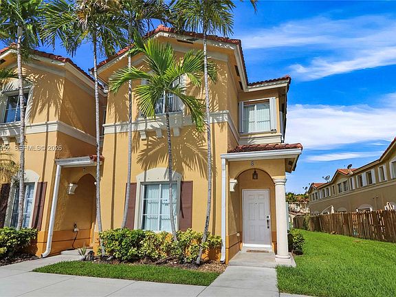 5th image of 8242 NW 107th Ct Unit 8-12