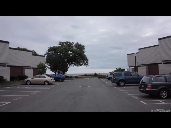 211 West Walk, West Haven, CT 06516