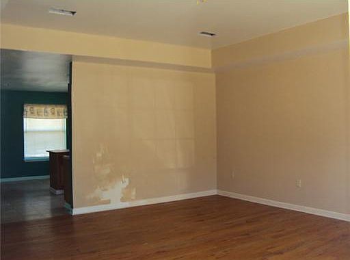 4th image of 67550 W Walker Rd