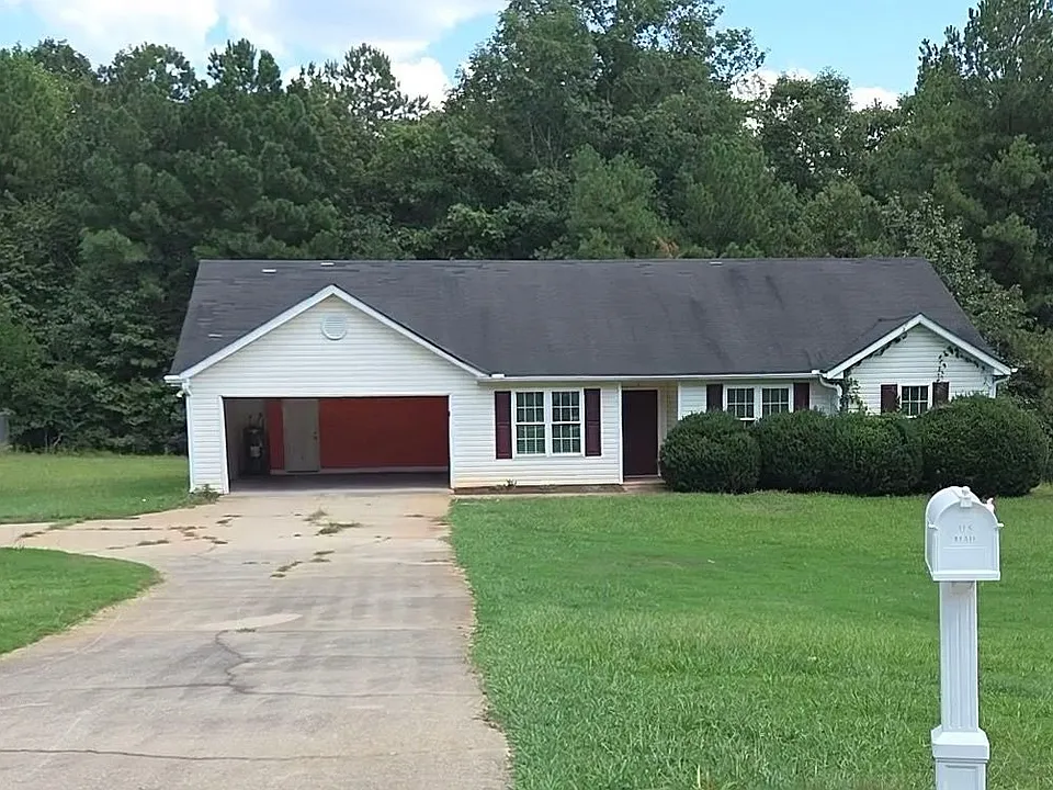 270 Mountain Ln