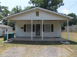 306 E Maine Ave, Bessemer City, NC 28016