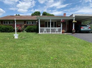 1039 W Union St, Whitehall, PA 18052