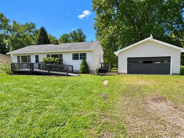 770 Danner Rd, Tallmadge, OH 44278