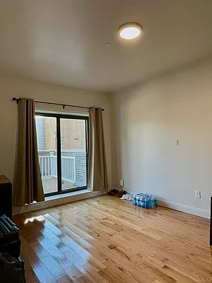 Rented by Daniel Gale Sotheby's International Realty | media 13