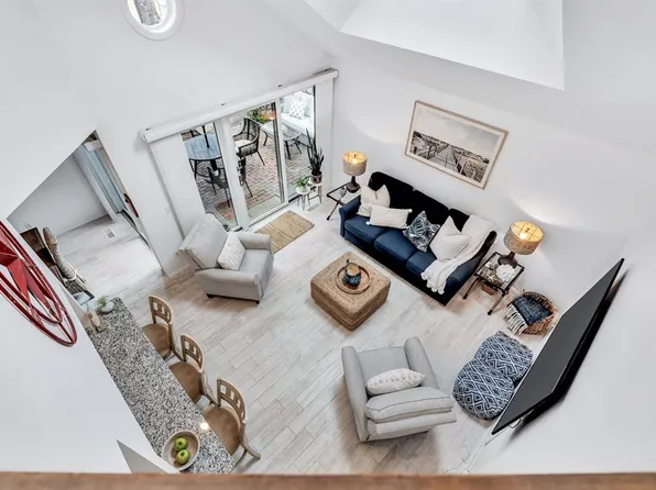 39 A Mashie Cir #A, Mashpee, MA 02649