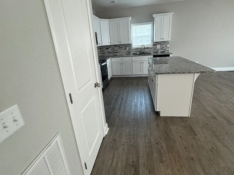 851 Sagittarius Ave — Photo 6