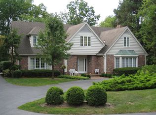 27830 White Rd, Perrysburg, OH 43551