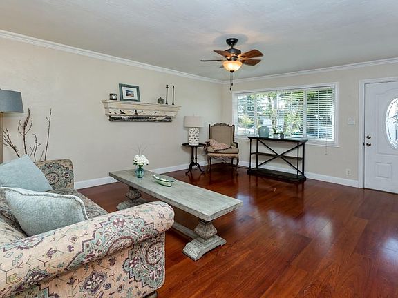 4th image of 1525 Joan Dr