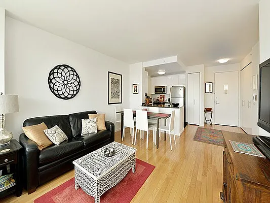 Rented by Cooper & Cooper Real Estate | media 12
