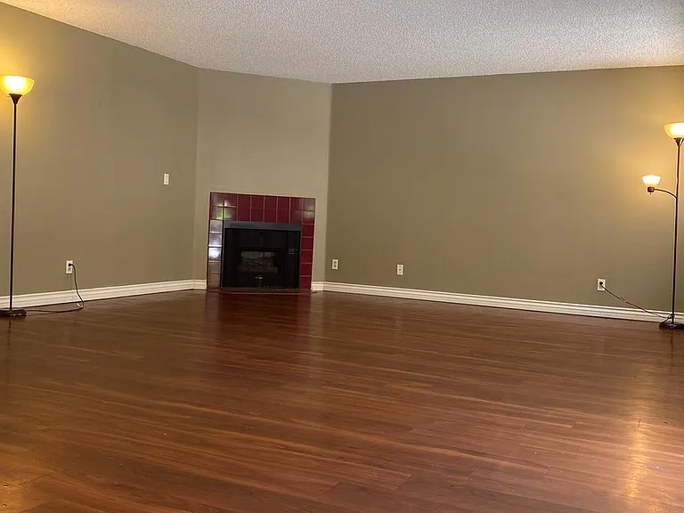 6590 Hazeltine Ave #201 — Photo 6