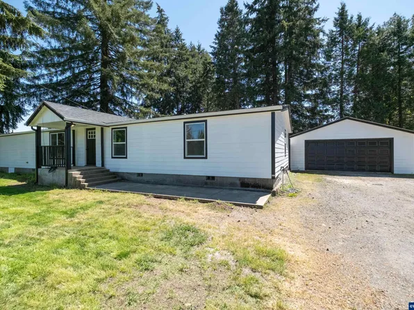 3805 Long St, Sweet Home, OR 97386