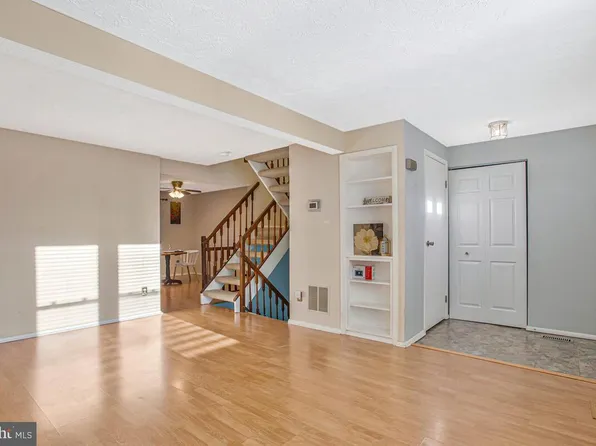 7550 Baleen Ct, Glen Burnie, MD 21061