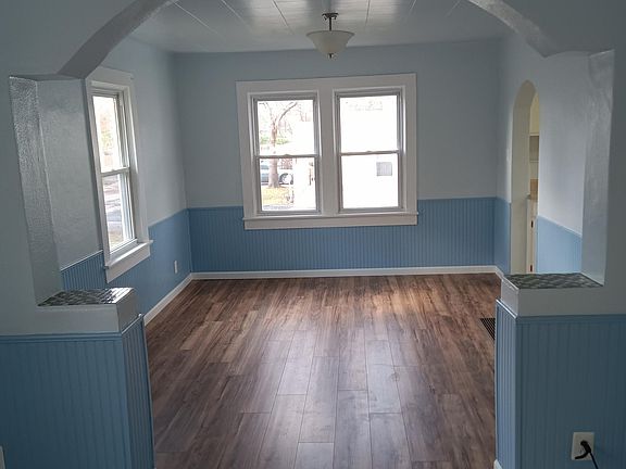 3rd image of 3623 Gordon Ave