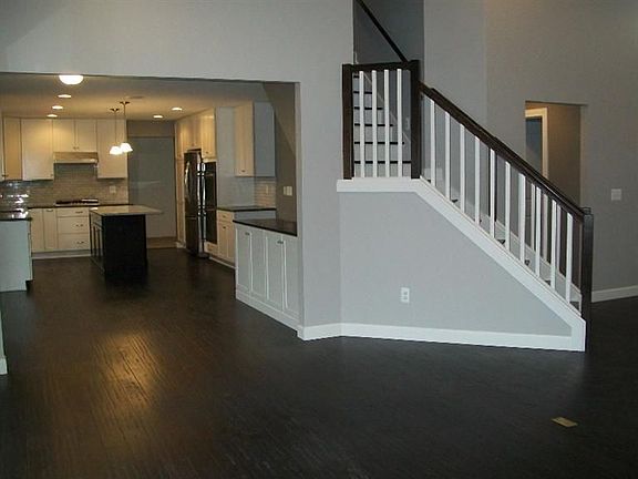 4th image of 641 Marblewood Ln