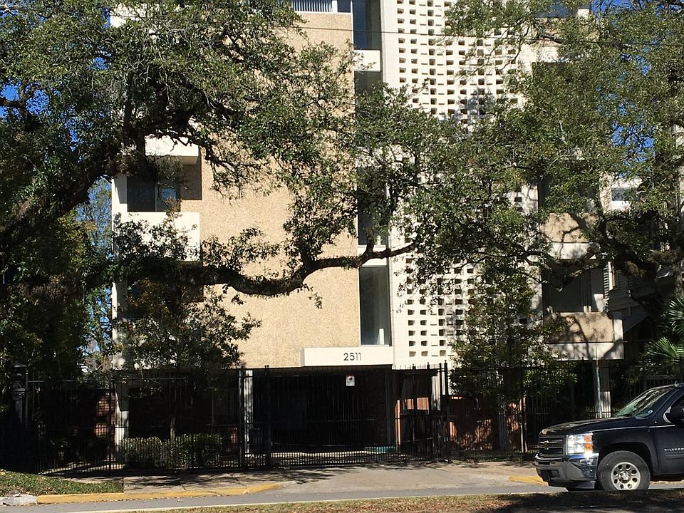 1st image of 2511 Saint Charles Ave APT 202