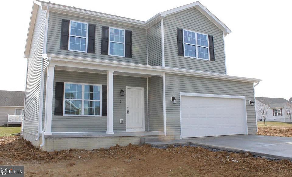 2nd image of 202 Winding Waters Dr