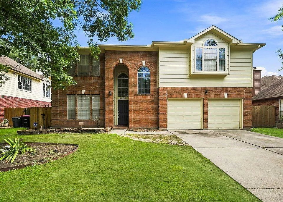5007 Kleinbrook Dr