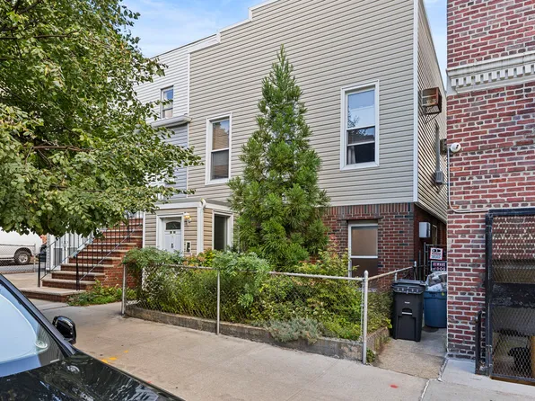 32-73 30th Street image 1 of 14