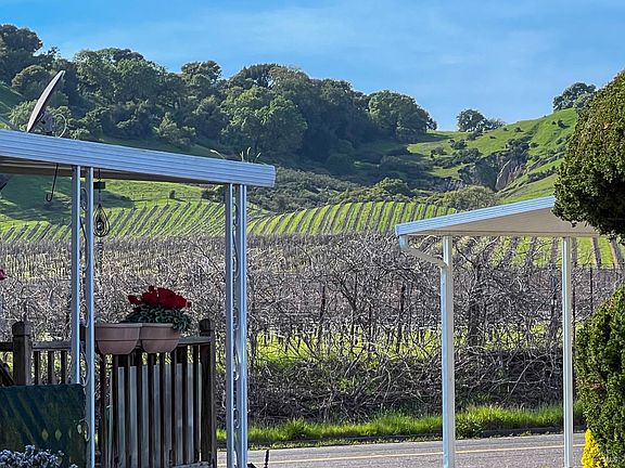 5th image of 145 Bear Flag Road