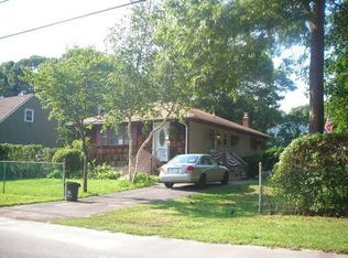 121 Moriches Ave, Mastic, NY 11950
