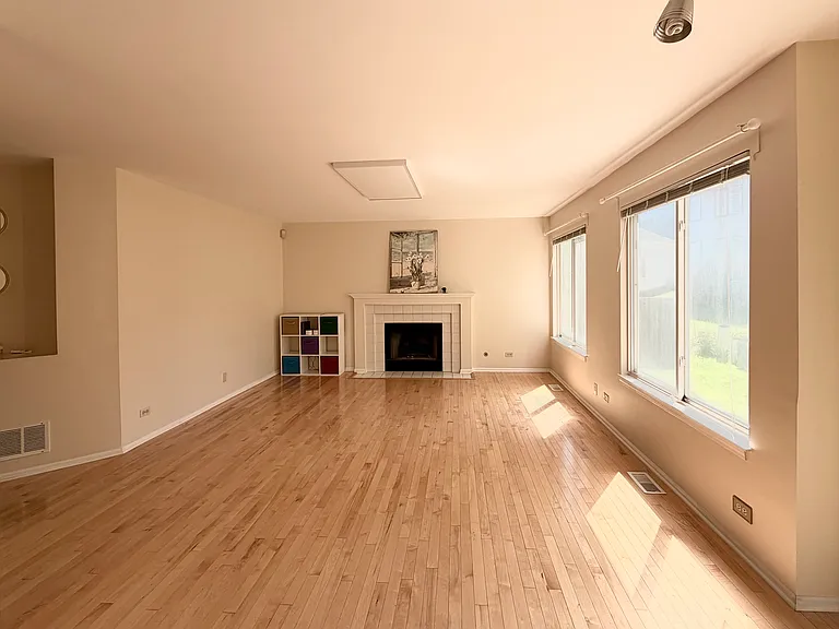 1936 Cobblebrook Ln — Photo 17
