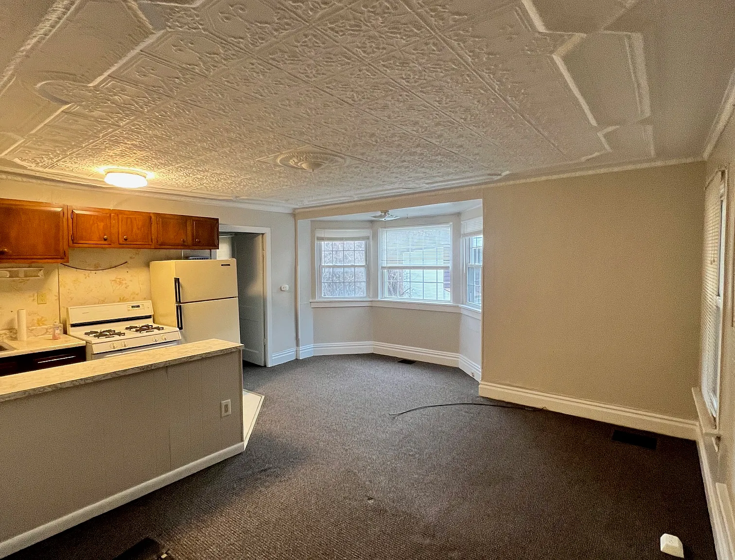 1 bed, 500 sqft, $1,050 — Photo 3