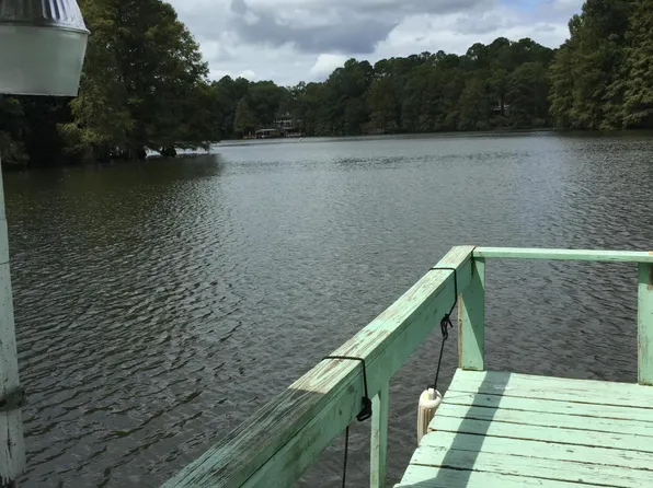 304 Broad River Dr, Santee, SC 29142