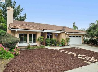 17300 Columbia Dr, Castro Valley, CA