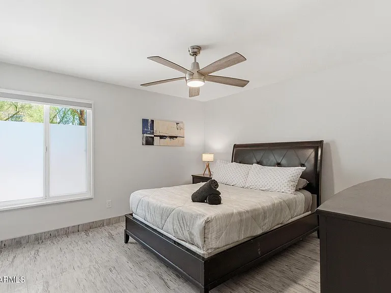 4950 N Miller Rd #100 — Photo 19