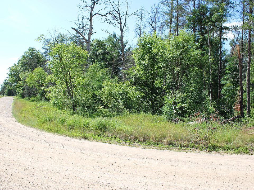 2nd image of 67 E Jackpine Loop #68